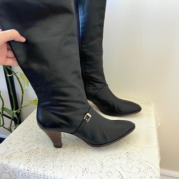 VINTAGE KNEE HIGH BOOTS - Picture 2 of 4